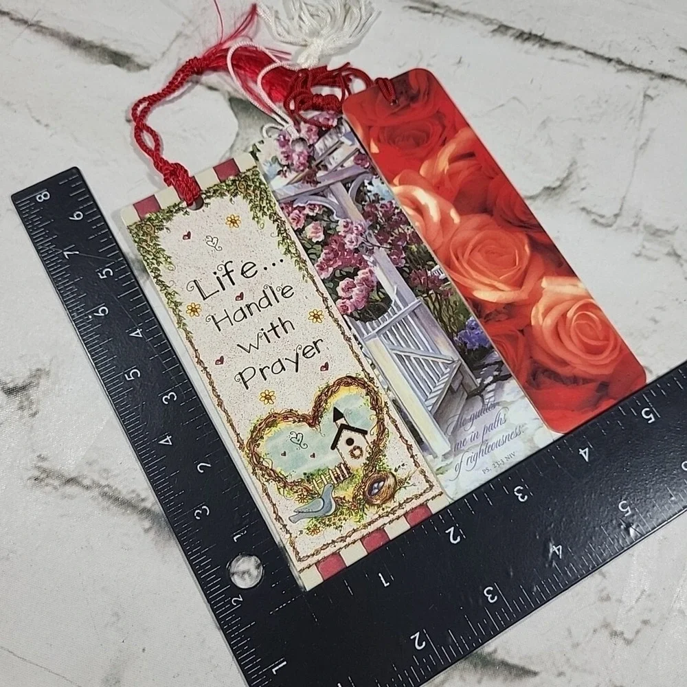 Vintage Collectible‎ Tassel Bookmarks Lot of 3 Floral Romantic
